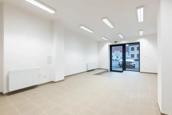 Pronájem obchodního prostoru, Staré Město, Hradišťská, 42 m2