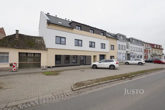Pronájem bytu 2+kk, Staré Město, Hradišťská, 55 m2