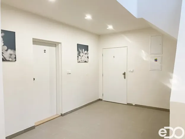 Pronájem bytu 2+kk, Praha, K Uhříněvsi, 38 m2