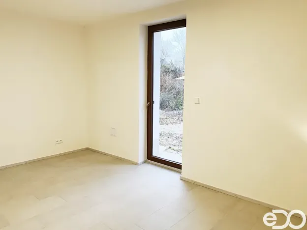 Pronájem bytu 2+kk, Praha, K Uhříněvsi, 38 m2