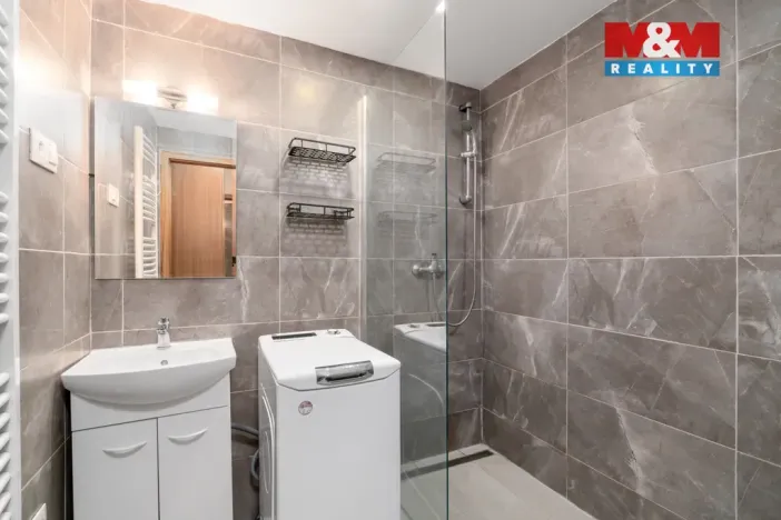 Prodej bytu 2+1, Duchcov, Malinovského, 55 m2