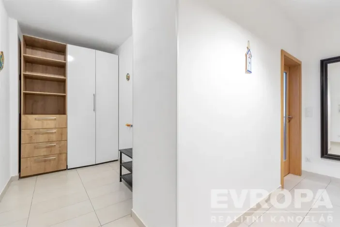Prodej bytu 3+kk, Praha - Strašnice, Zvěřinova, 98 m2