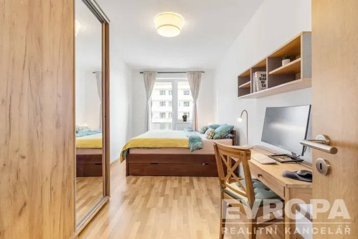 Prodej bytu 3+kk, Praha - Strašnice, Zvěřinova, 98 m2