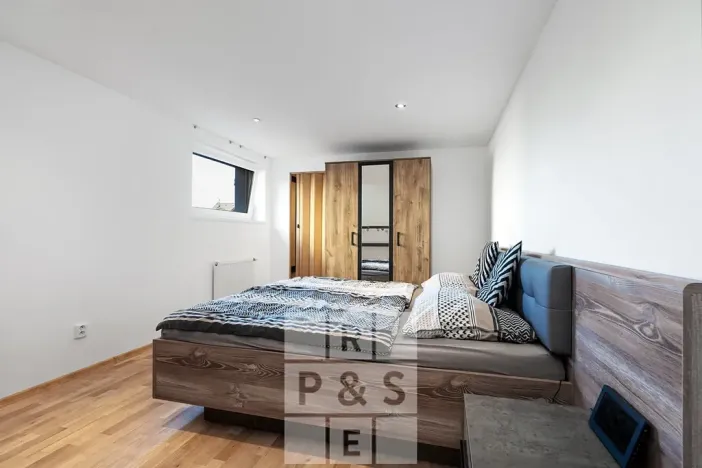 Prodej vícegeneračního domu, Praha - Štěrboholy, Pod areálem, 333 m2