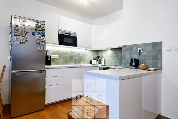 Pronájem bytu 2+kk, Praha - Břevnov, Závěrka, 56 m2