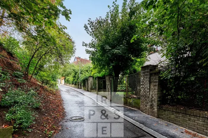 Prodej bytu 3+1, Praha - Smíchov, Nad Laurovou, 98 m2