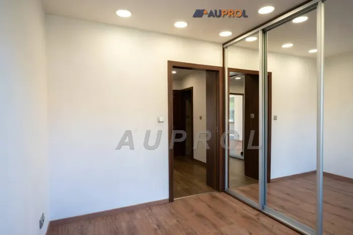 Prodej bytu 3+kk, Praha - Karlín, Molákova, 71 m2