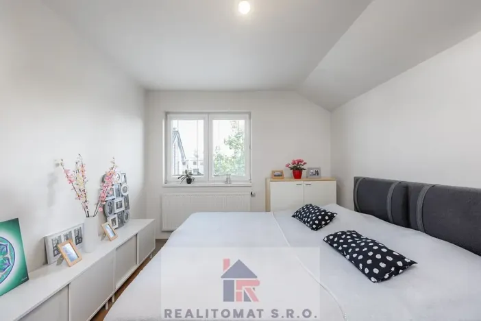 Prodej rodinného domu, Horoušany, Na Svahu, 133 m2