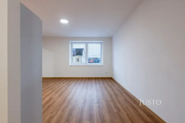 Pronájem bytu 2+kk, Staré Město, Hradišťská, 55 m2