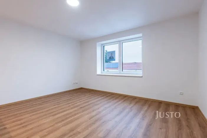 Pronájem bytu 2+kk, Staré Město, Hradišťská, 55 m2