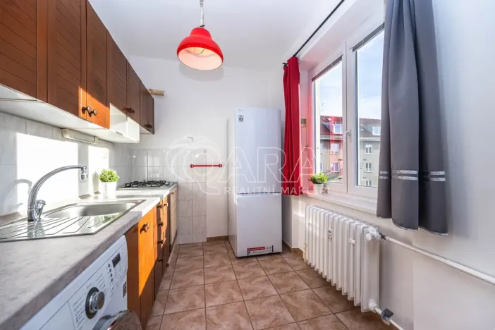 Pronájem bytu 1+1, Praha - Strašnice, U kombinátu, 30 m2