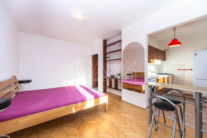Pronájem bytu 1+1, Praha - Strašnice, U kombinátu, 30 m2