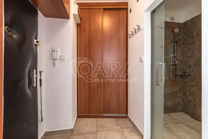 Pronájem bytu 1+1, Praha - Strašnice, U kombinátu, 30 m2