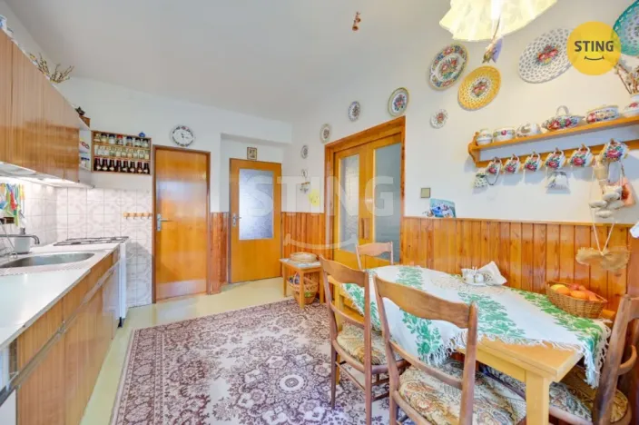 Prodej vícegeneračního domu, Uherské Hradiště - Jarošov, 140 m2