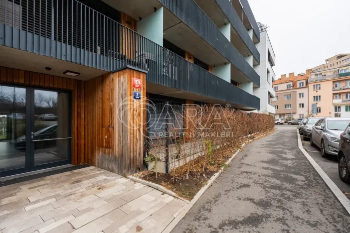 Pronájem bytu 1+kk, Praha - Braník, Skálové, 44 m2