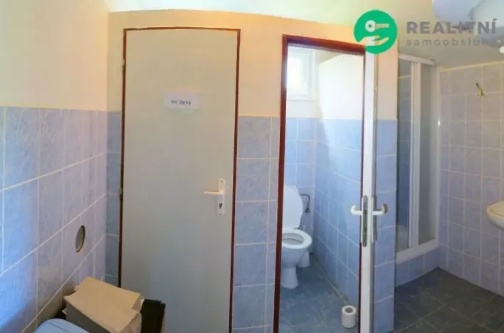 Pronájem skladu, Bykoš, 1100 m2