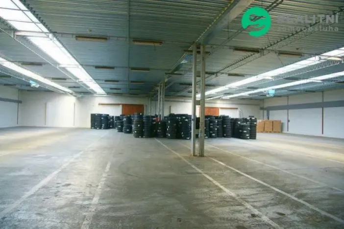 Pronájem skladu, Úvaly, 432 m2