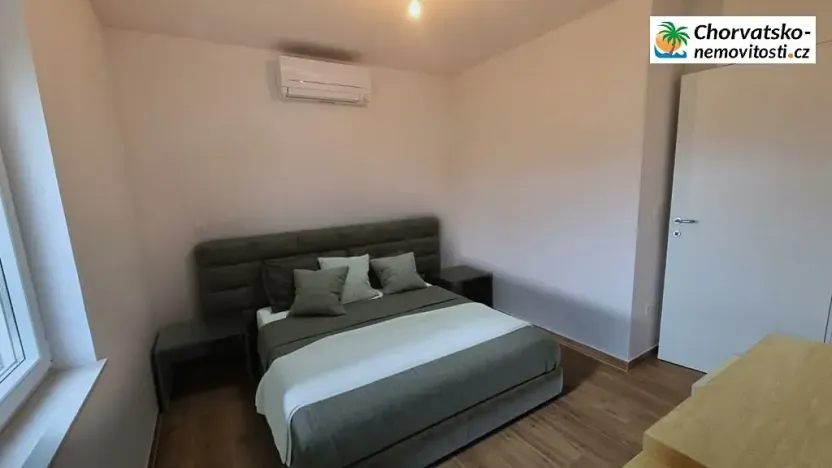 Prodej rodinného domu, Novalja, Chorvatsko, 111 m2