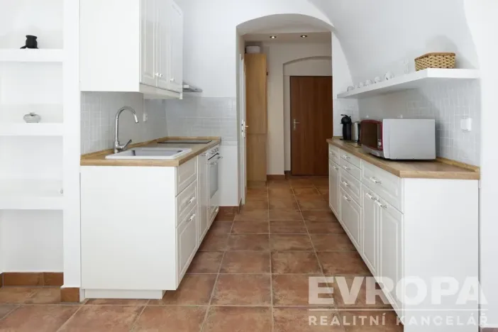 Pronájem bytu 3+1, Plzeň - Vnitřní Město, Bezručova, 95 m2