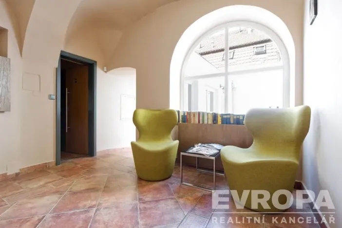 Pronájem bytu 3+1, Plzeň - Vnitřní Město, Bezručova, 95 m2