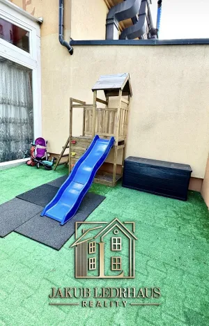 Pronájem restaurace, Roztoky, Lidická, 400 m2