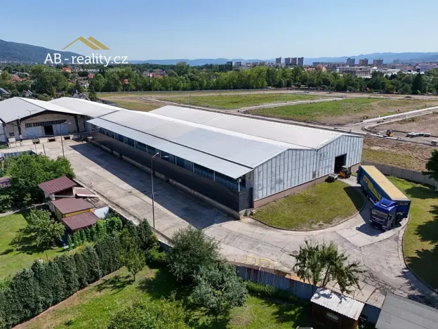 Pronájem skladu, Novosedlice, 2225 m2