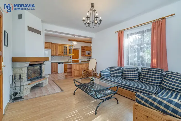 Prodej rodinného domu, Vysoké nad Jizerou, Bozkovská, 310 m2