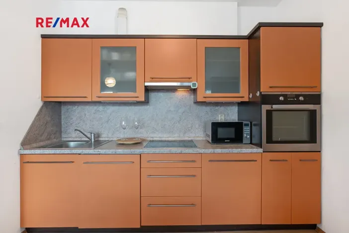 Pronájem bytu 1+kk, Praha - Motol, Kudrnova, 36 m2