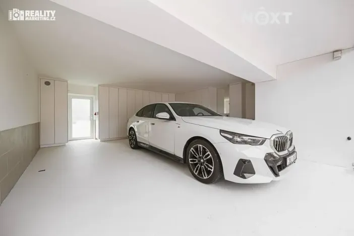 Prodej rodinného domu, Moravany, V Jámách, 382 m2