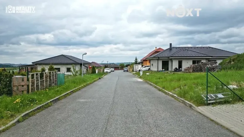 Prodej pozemku pro bydlení, Lipovec, 738 m2