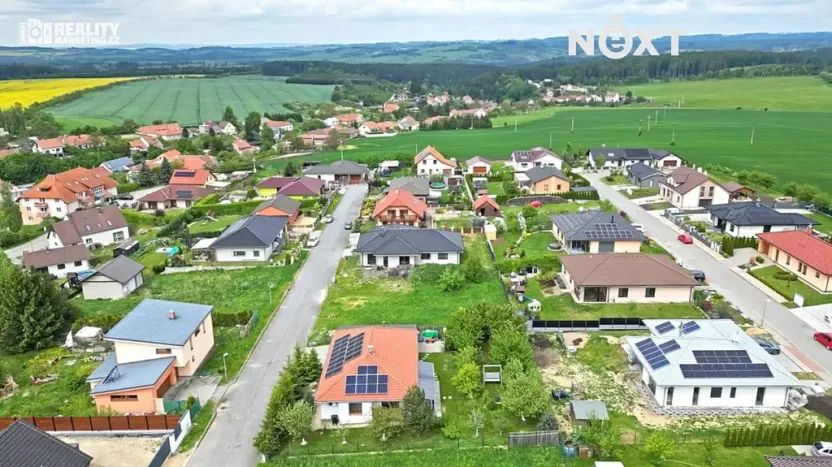 Prodej pozemku pro bydlení, Lipovec, 738 m2