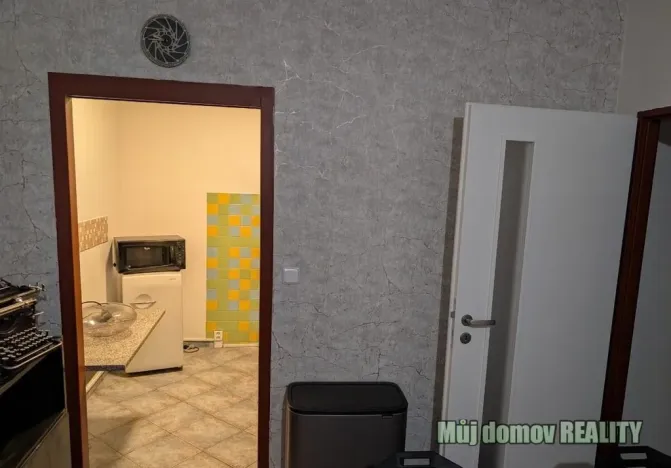 Pronájem bytu 2+kk, Praha - Kobylisy, Kurkova, 45 m2