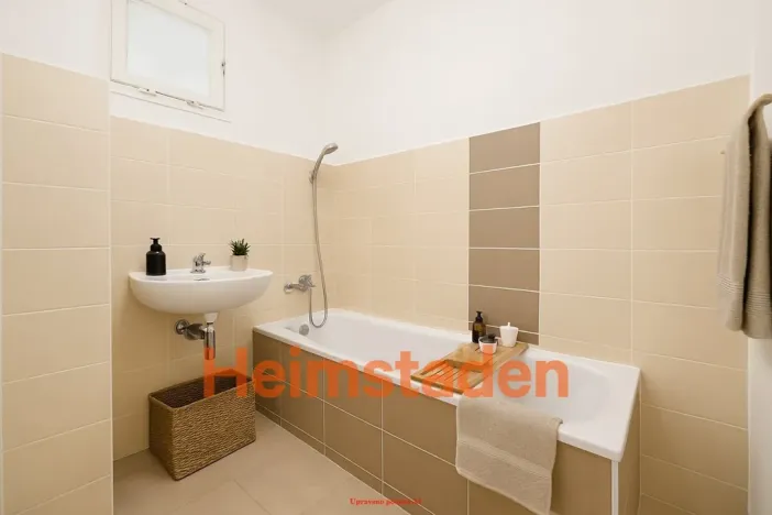 Pronájem bytu 3+kk, Ostrava - Moravská Ostrava, Bachmačská, 71 m2
