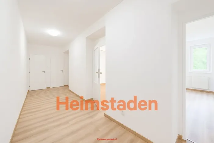 Pronájem bytu 2+1, Ostrava - Poruba, náměstí Vítězslava Nováka, 56 m2