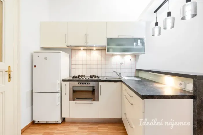 Pronájem bytu 2+kk, Praha, Plaská, 40 m2