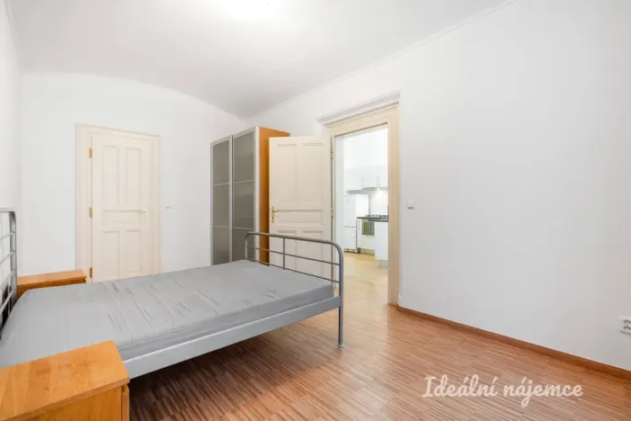 Pronájem bytu 2+kk, Praha, Plaská, 40 m2