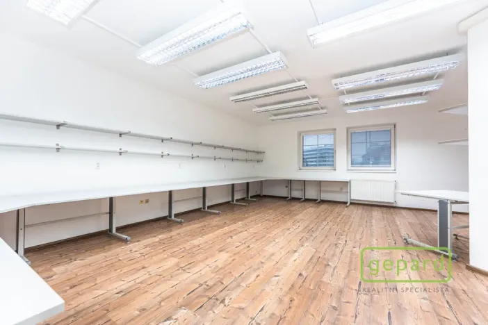 Pronájem kanceláře, Praha, Světická, 188 m2