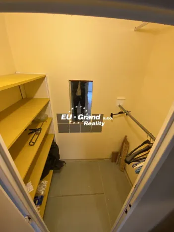 Pronájem bytu 3+1, Mikulášovice, 75 m2