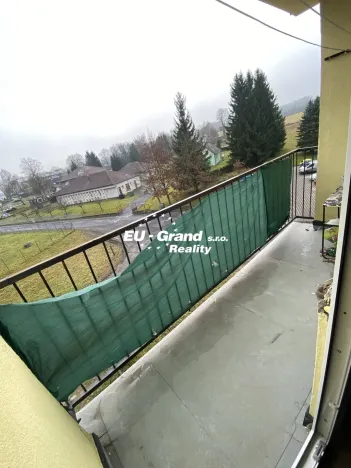 Pronájem bytu 3+1, Mikulášovice, 75 m2