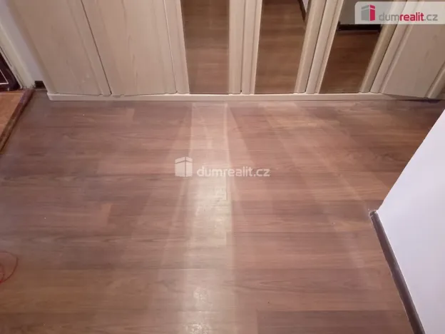 Pronájem bytu 1+1, Karlovy Vary, Petřín, 37 m2