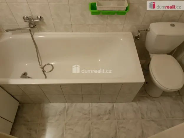 Pronájem bytu 1+1, Karlovy Vary, Petřín, 37 m2