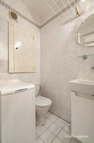 Pronájem bytu 1+1, Praha - Bohnice, Hlivická, 38 m2