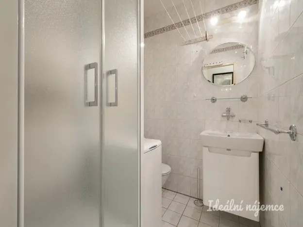 Pronájem bytu 1+1, Praha - Bohnice, Hlivická, 38 m2