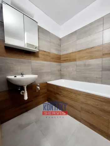 Pronájem bytu 2+1, Kaplice, Linecká, 51 m2