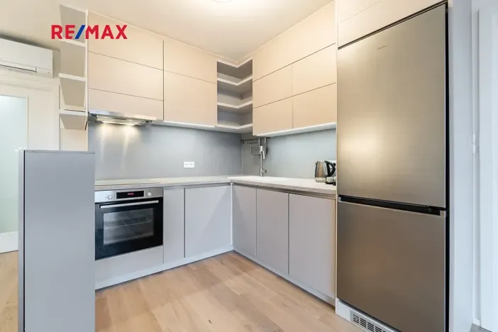 Pronájem bytu 2+kk, Praha - Břevnov, Radimova, 64 m2