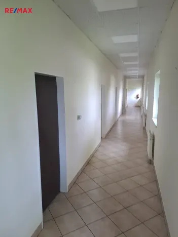 Pronájem kanceláře, Praha - Řepy, Třanovského, 143 m2