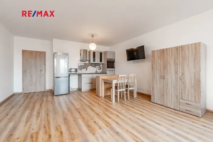 Prodej bytu 2+kk, České Budějovice, České Vrbné, 77 m2