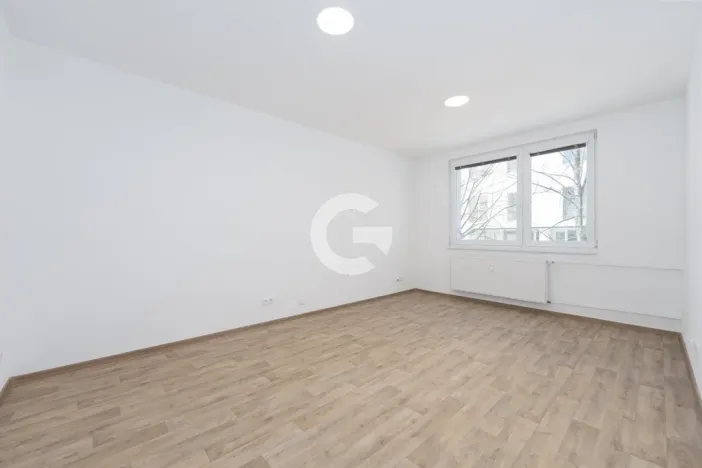 Prodej bytu 1+1, Zlín, Javorová, 35 m2