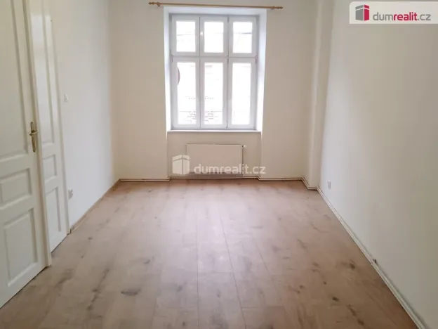 Pronájem bytu 3+1, Karlovy Vary - Rybáře, Sokolovská, 93 m2