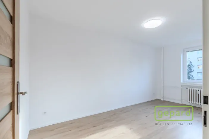 Prodej bytu 3+1, Praha, Hrusická, 73 m2